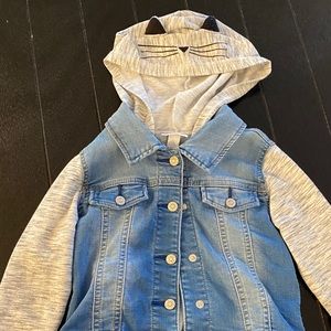 Girls Jean jacket. Size 5